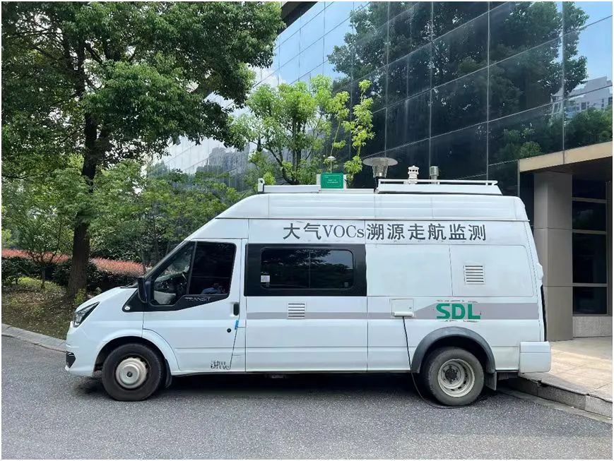 K8凯发大气走航服务监测车2.jpg